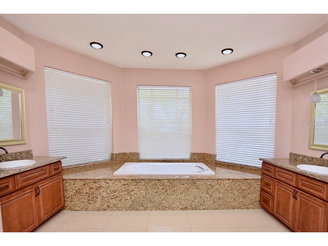 943 Hamilton Place Lane Lakeland FL 33813 L4953530 image22