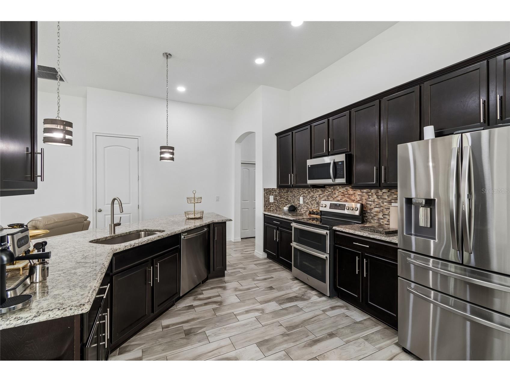 943 Old Windsor Way Spring Hill FL 34609 TB8519128 image20