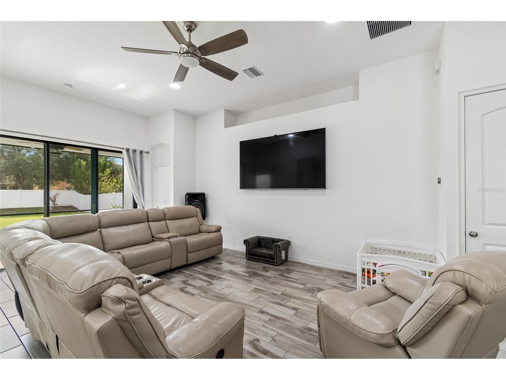 943 Old Windsor Way Spring Hill FL 34609 TB8519128 image7