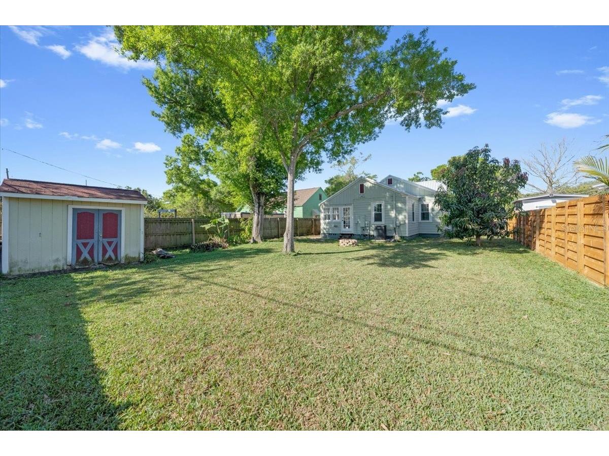 943 Queen Street N Saint Petersburg FL 33713 TB8489727 image33