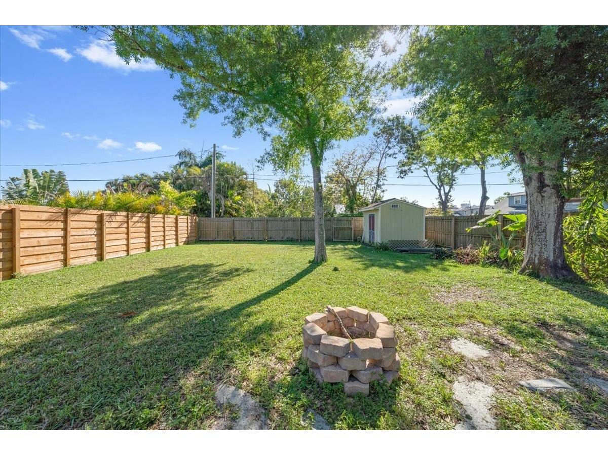 943 Queen Street N Saint Petersburg FL 33713 TB8489727 image39