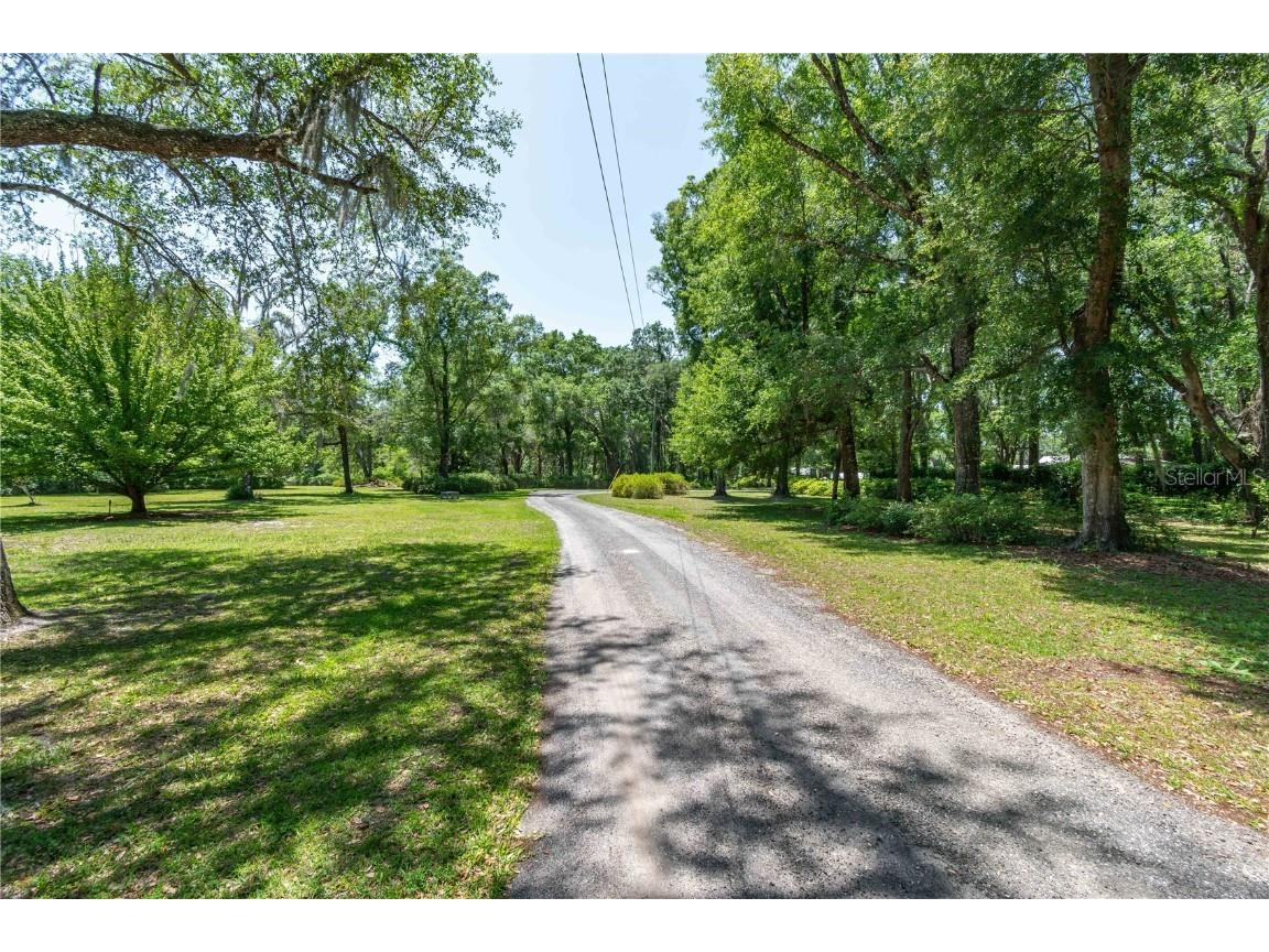 943 S County Road 21 Hawthorne FL 32640 OM701436 image4