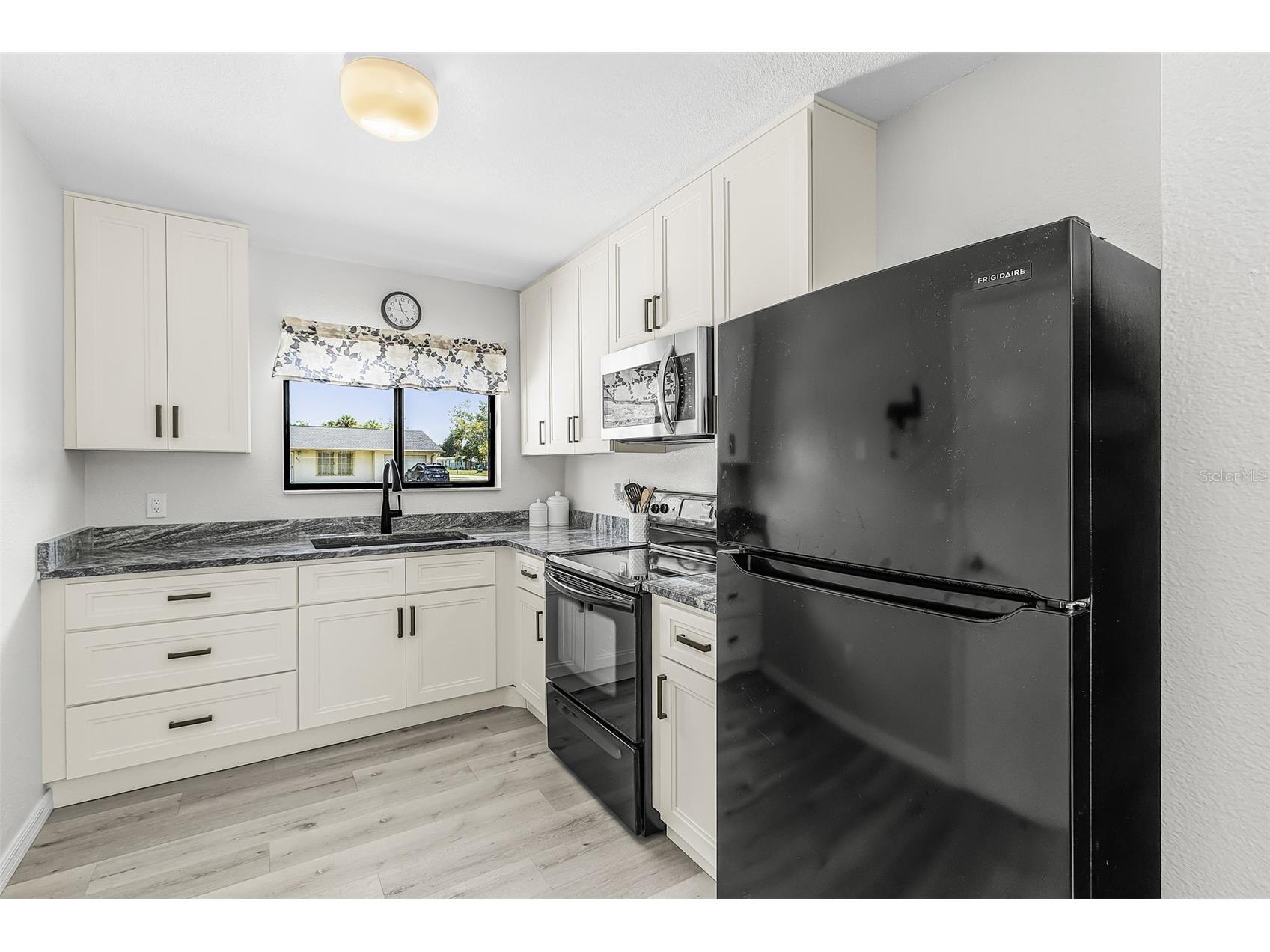 943 W Tarpon Boulevard NW Port Charlotte FL 33952 TB8523070 image11