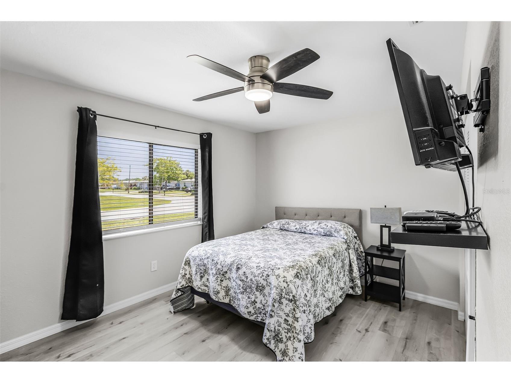 943 W Tarpon Boulevard NW Port Charlotte FL 33952 TB8523070 image14