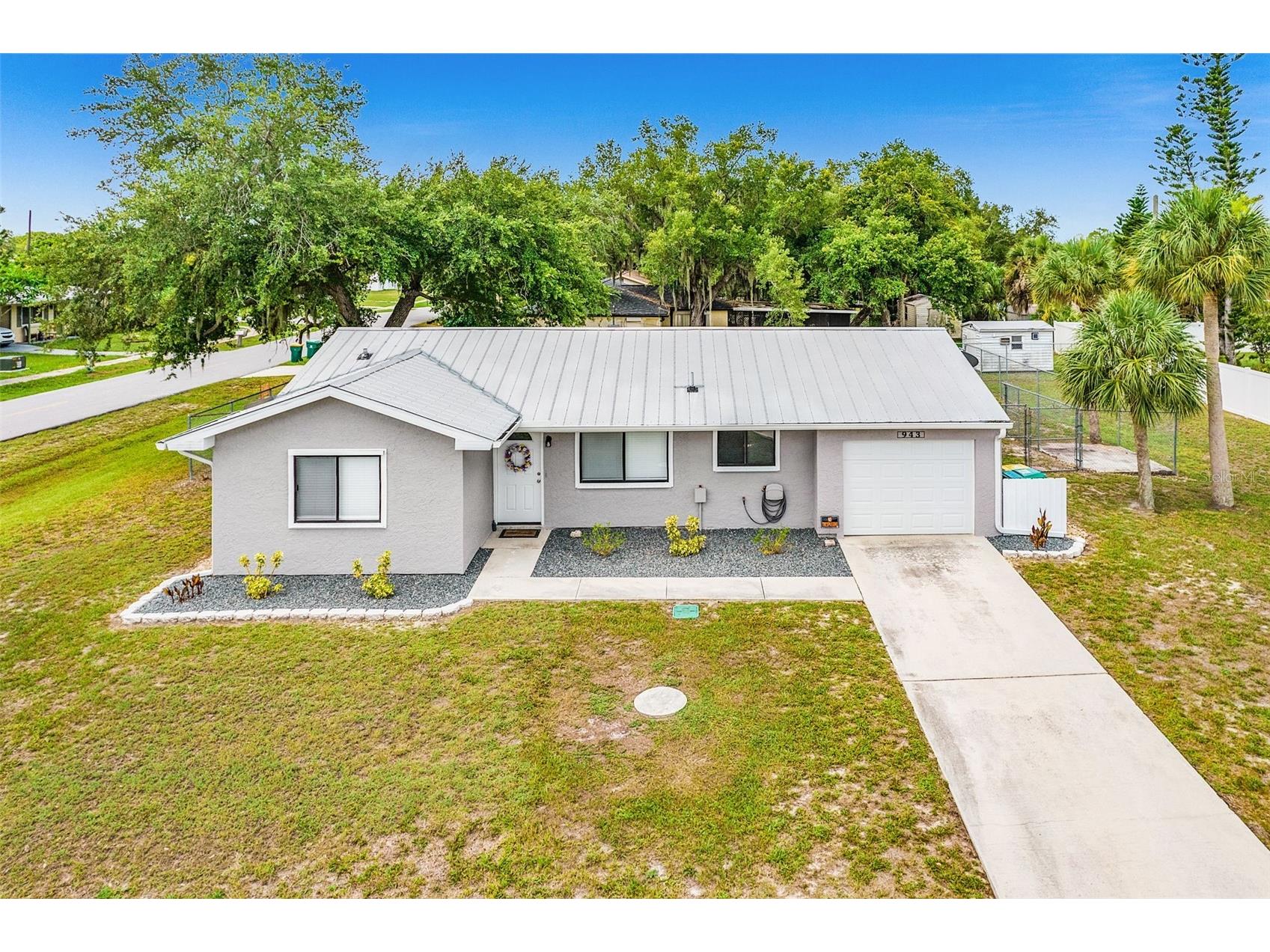 943 W Tarpon Boulevard NW Port Charlotte FL 33952 TB8523070 image23