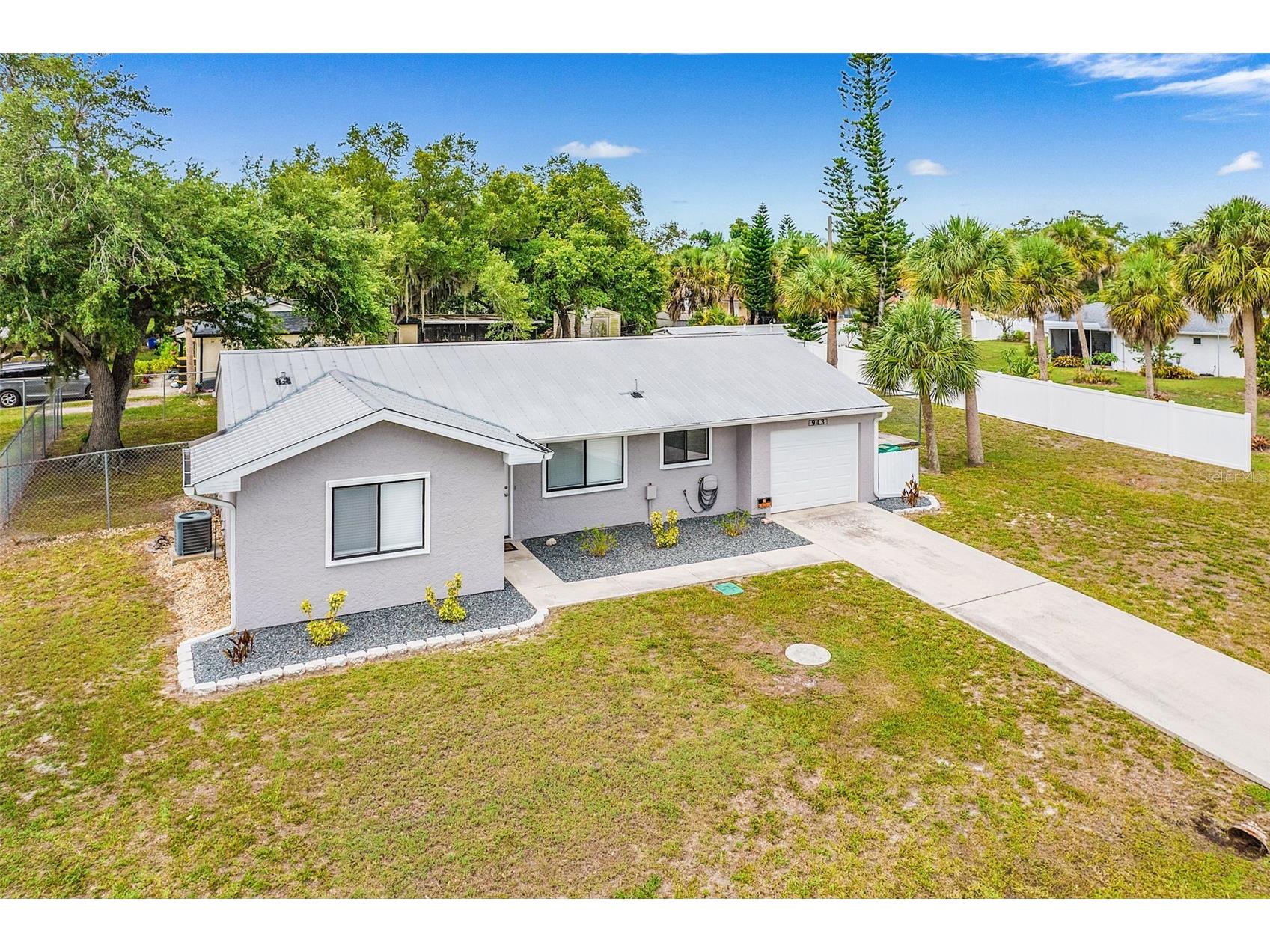943 W Tarpon Boulevard NW Port Charlotte FL 33952 TB8523070 image24