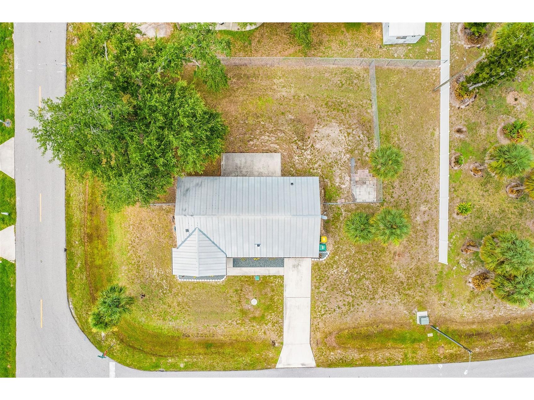 943 W Tarpon Boulevard NW Port Charlotte FL 33952 TB8523070 image25