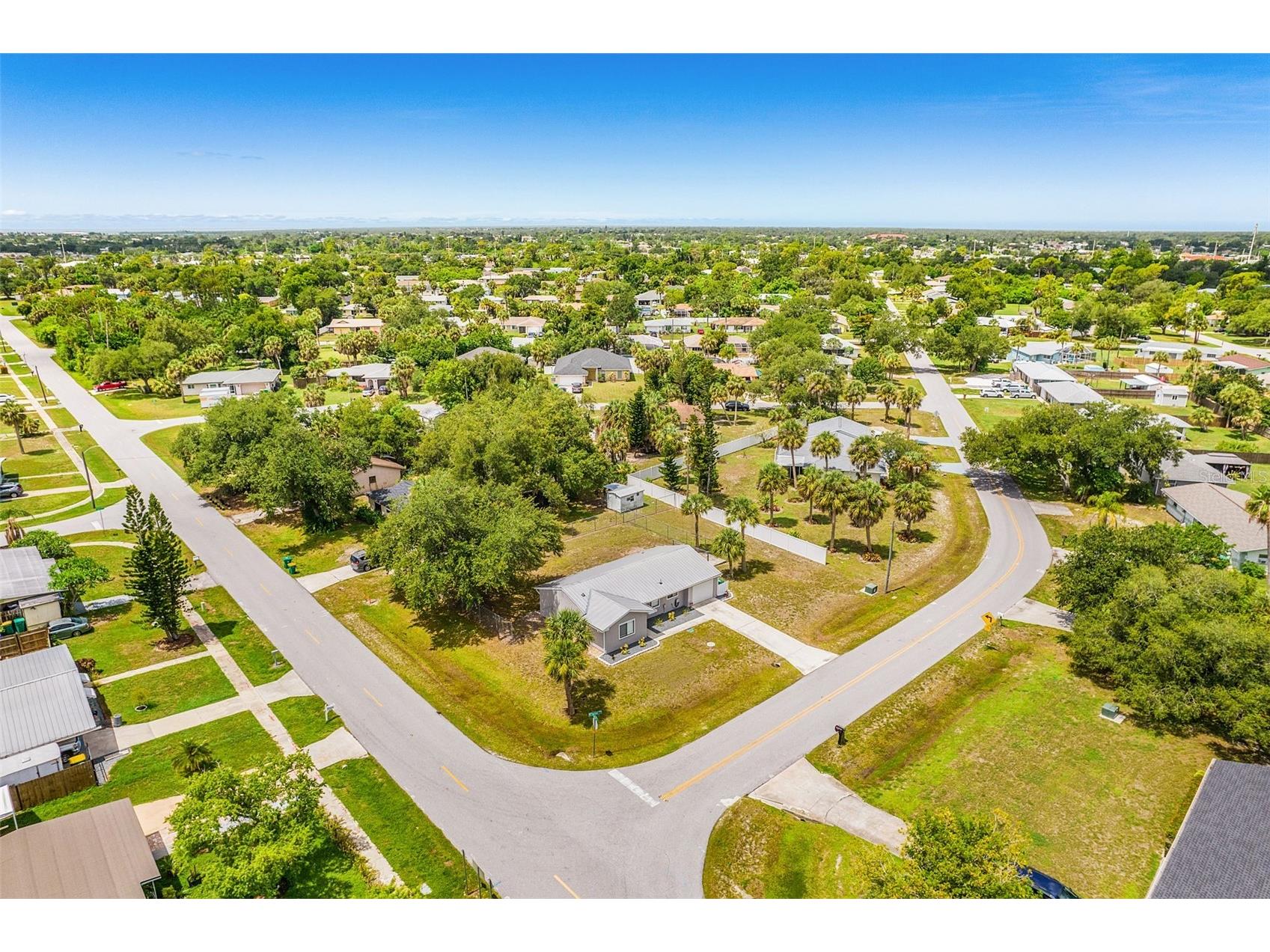 943 W Tarpon Boulevard NW Port Charlotte FL 33952 TB8523070 image31