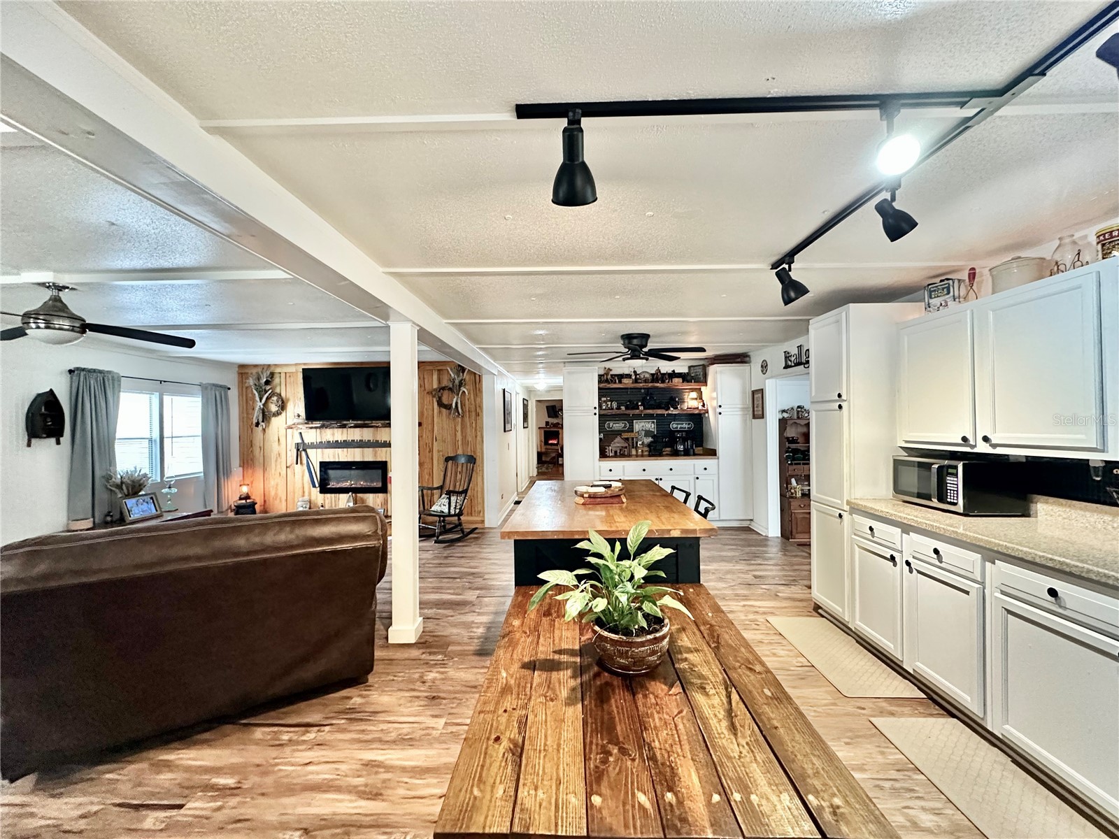 9430 Carolina Way Fanning Springs FL 32693 OM716705 image13