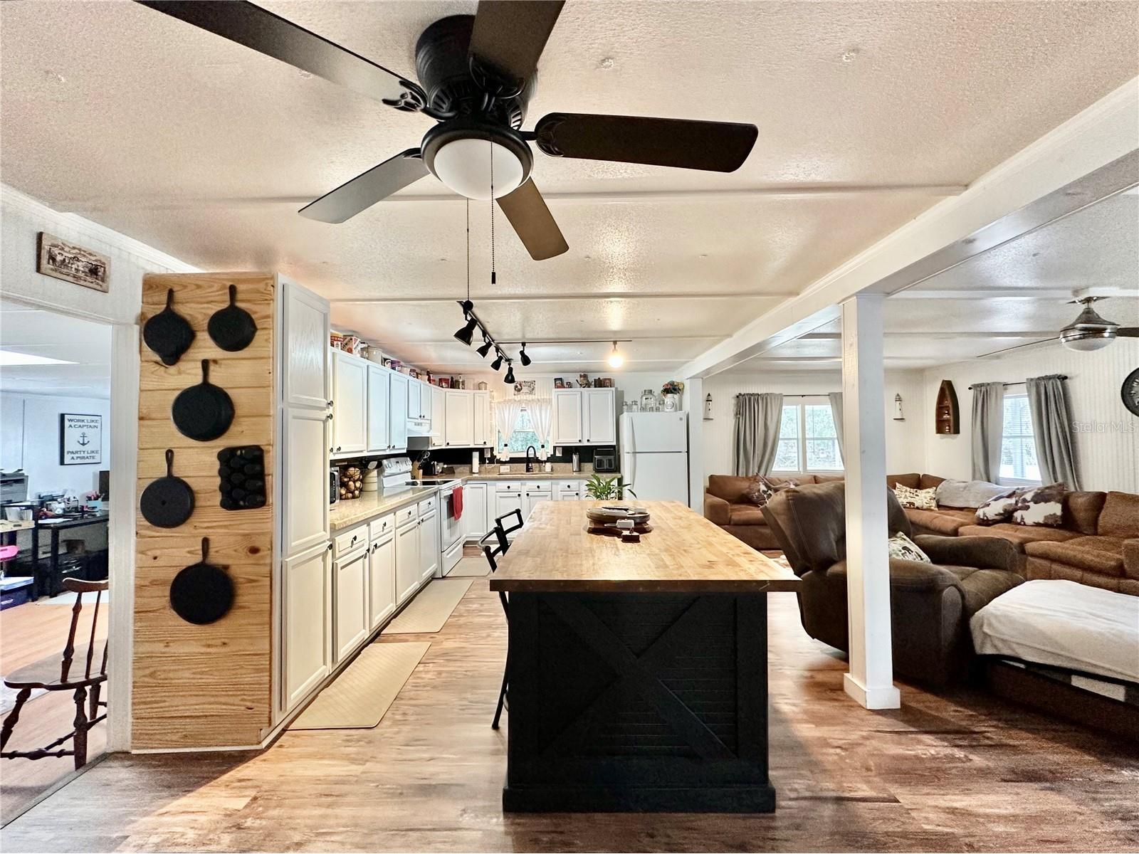 9430 Carolina Way Fanning Springs FL 32693 OM716705 image14