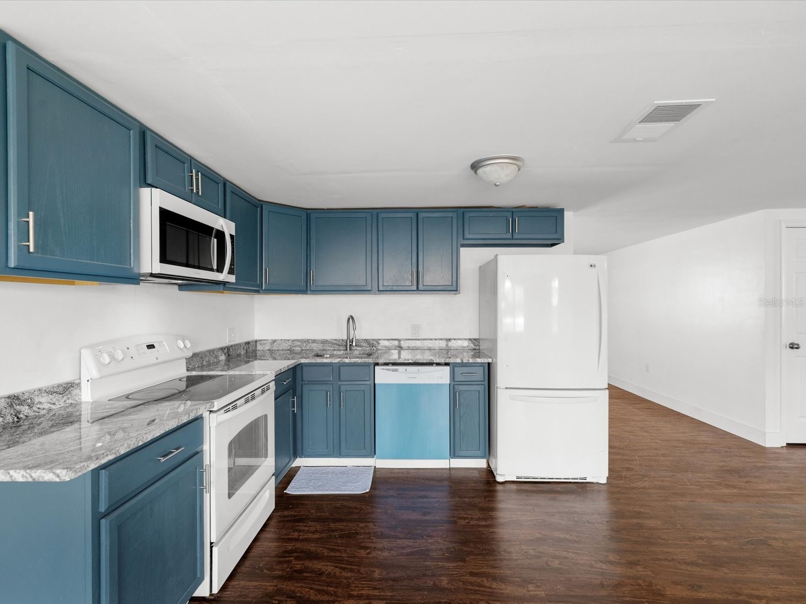 9430 Glen Moor Lane Port Richey FL 34668 TB8488033 image12