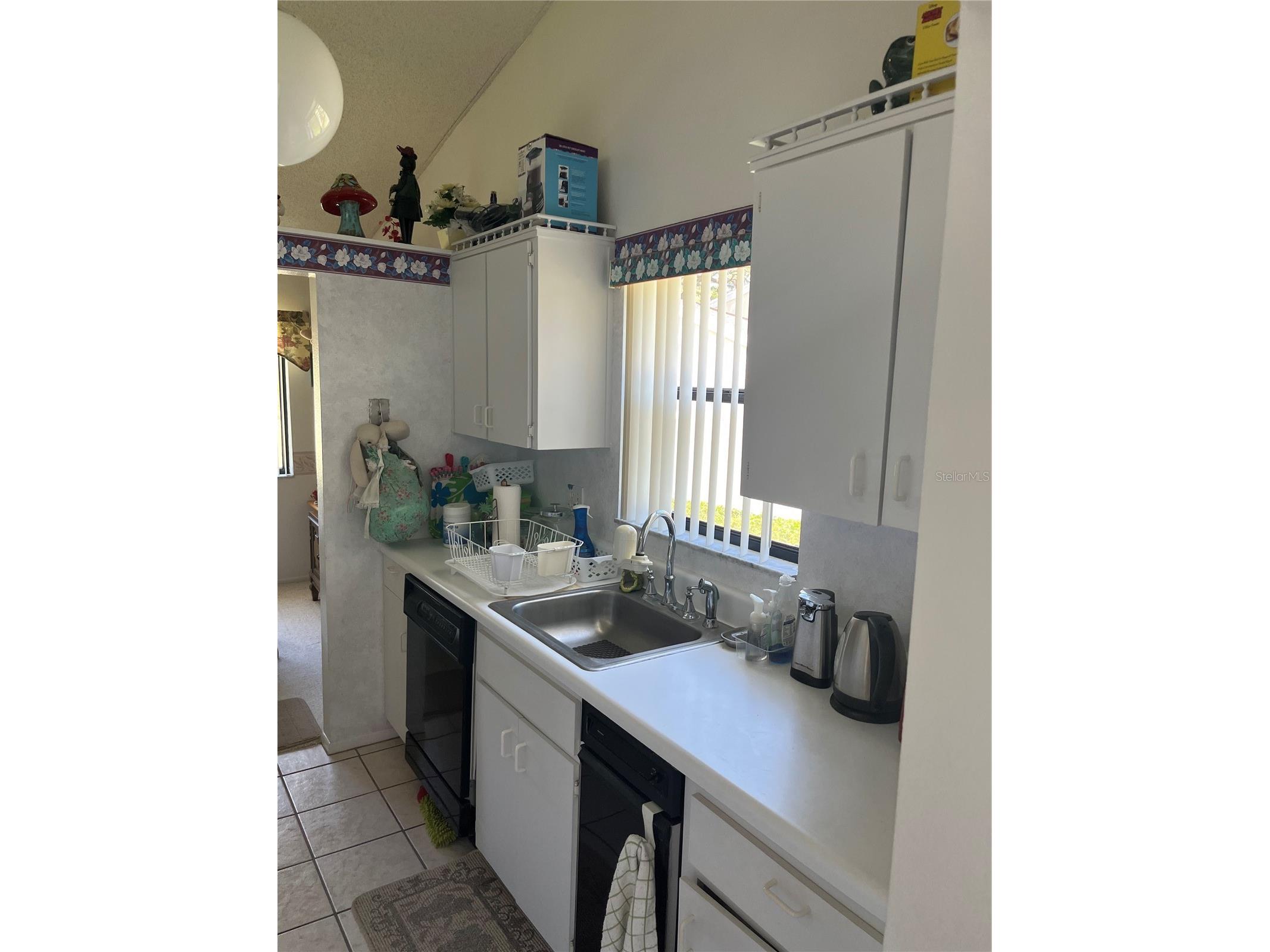 9430 Nakoma Way #12 Weeki Wachee FL 34613 W7884875 image7