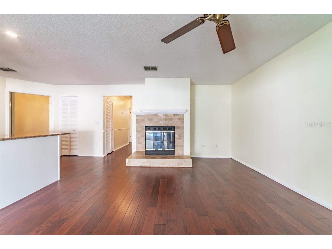 9430 Pebble Glen Avenue Tampa FL 33647 TB8443469 image18