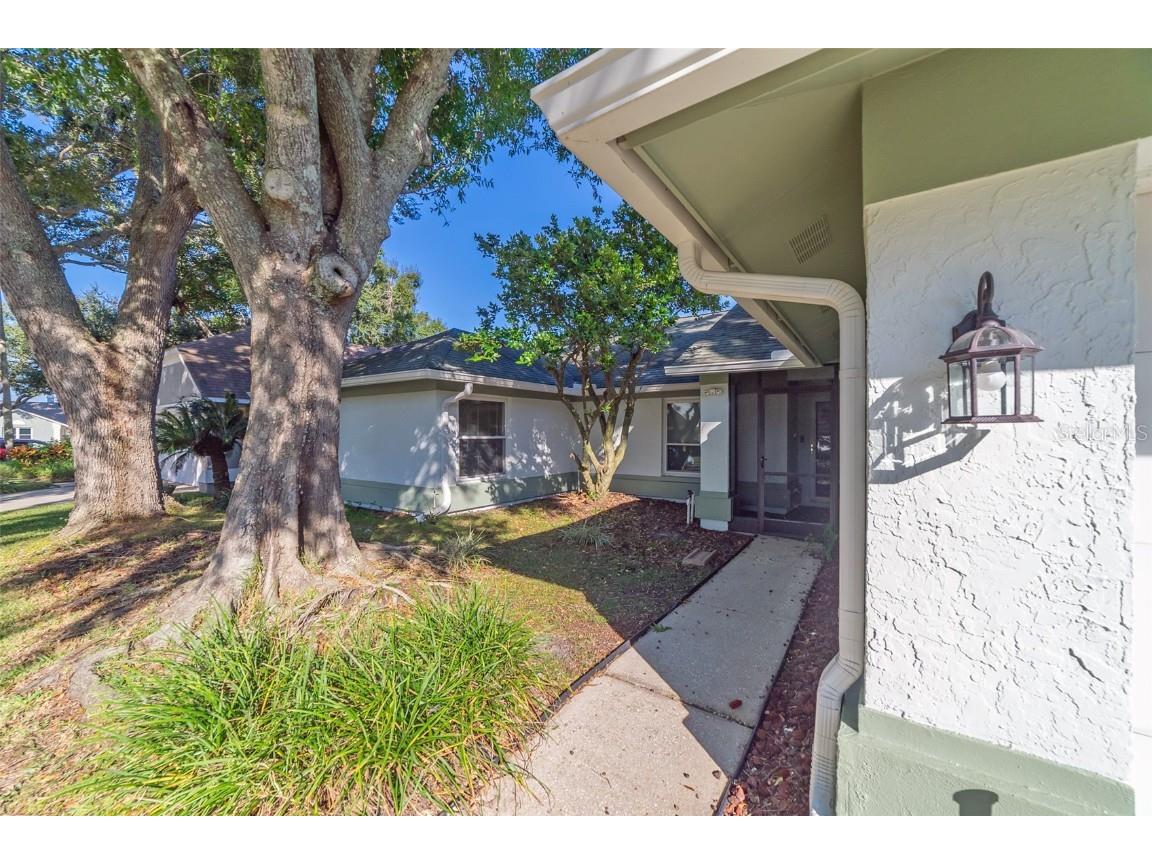 9430 Pebble Glen Avenue Tampa FL 33647 TB8443469 image5