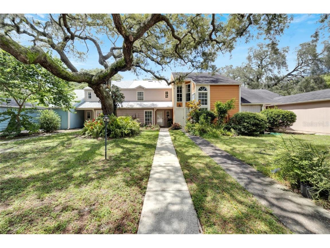 9433 Forest Hills Circle Tampa FL 33612 T3547021 image1