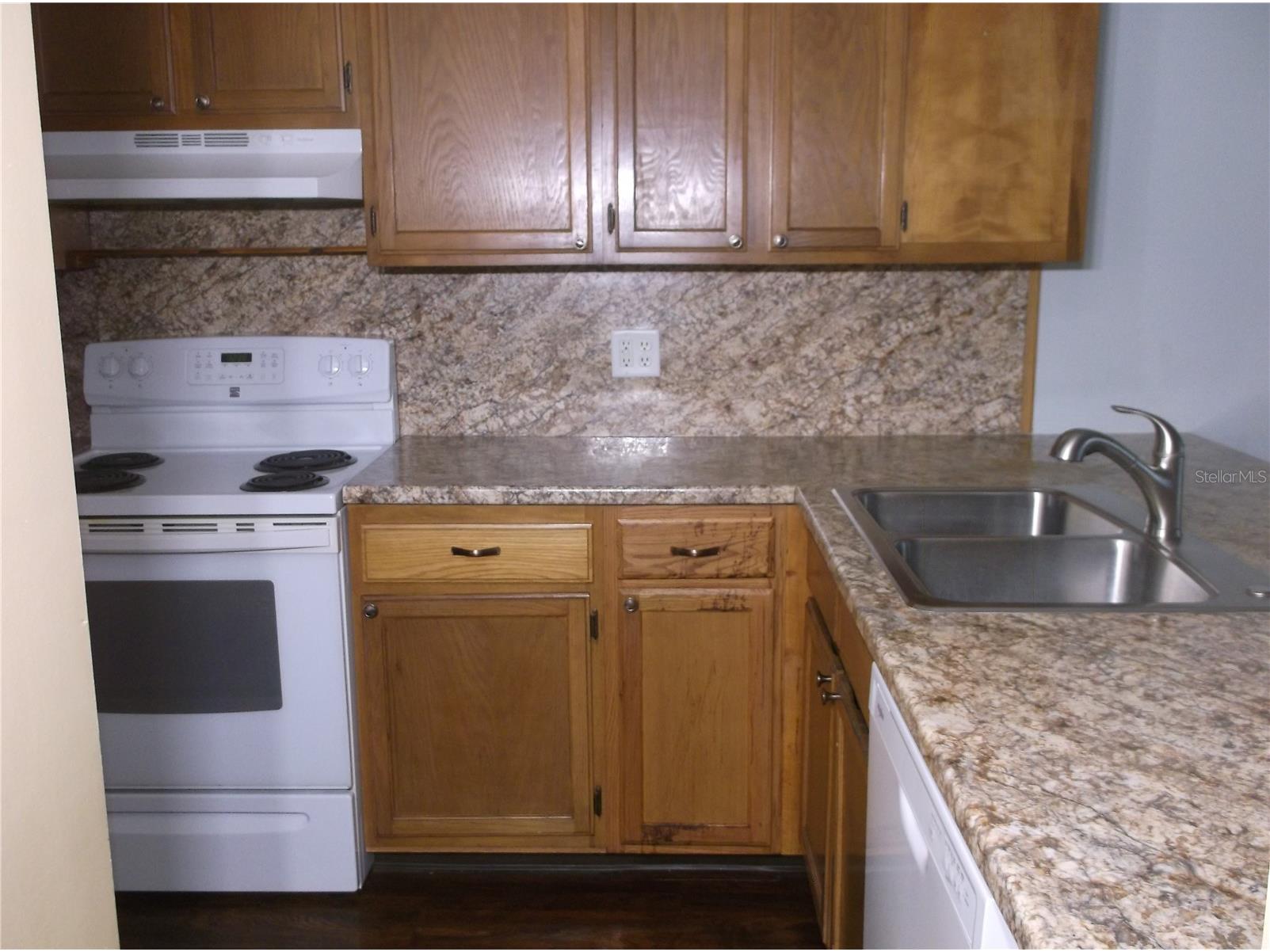 9433 Harbor Greens Way #305 Seminole FL 33776 TB8488944 image9