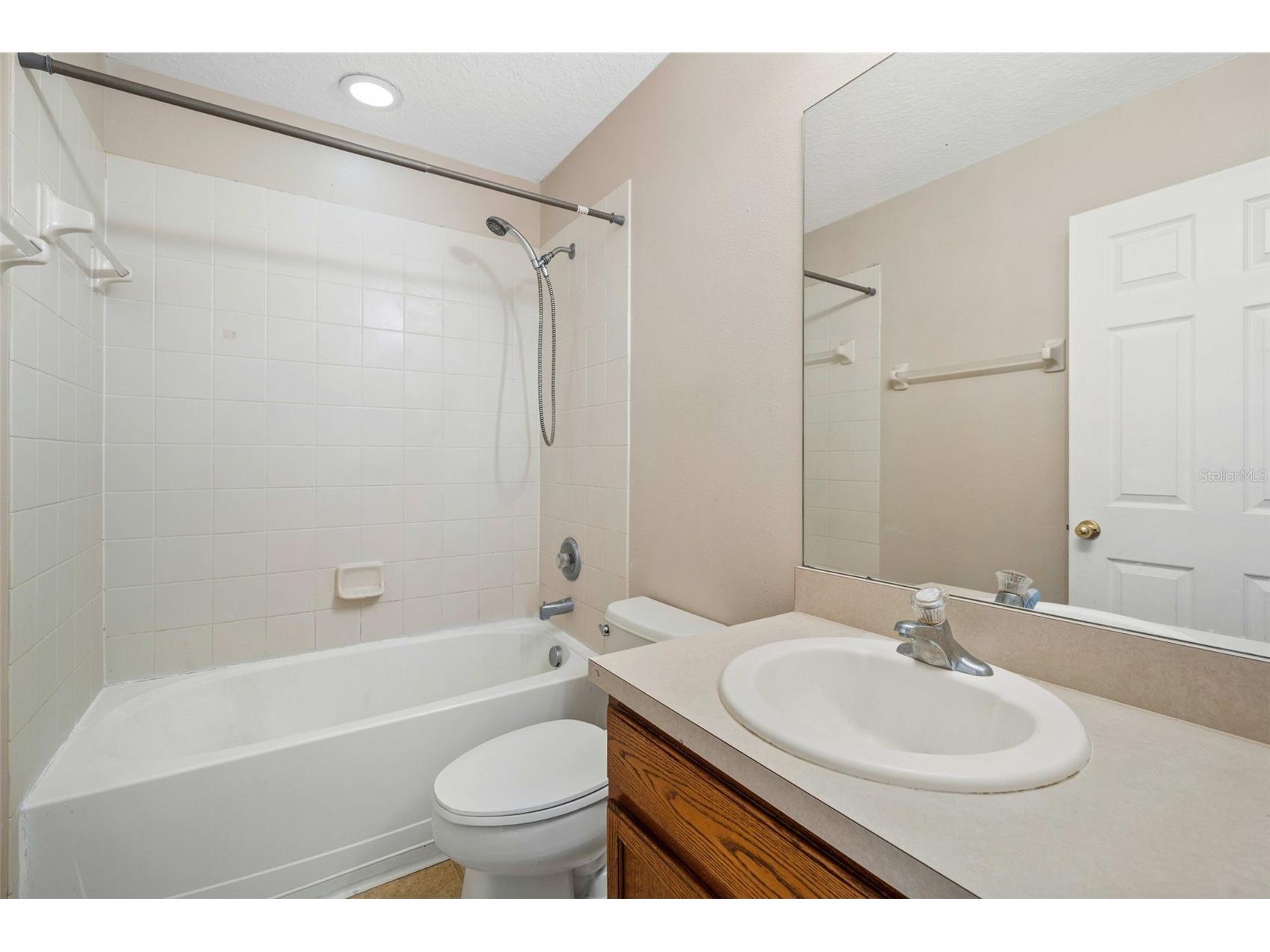 9434 Silver Buttonwood Street Orlando FL 32832 O6389736 image16