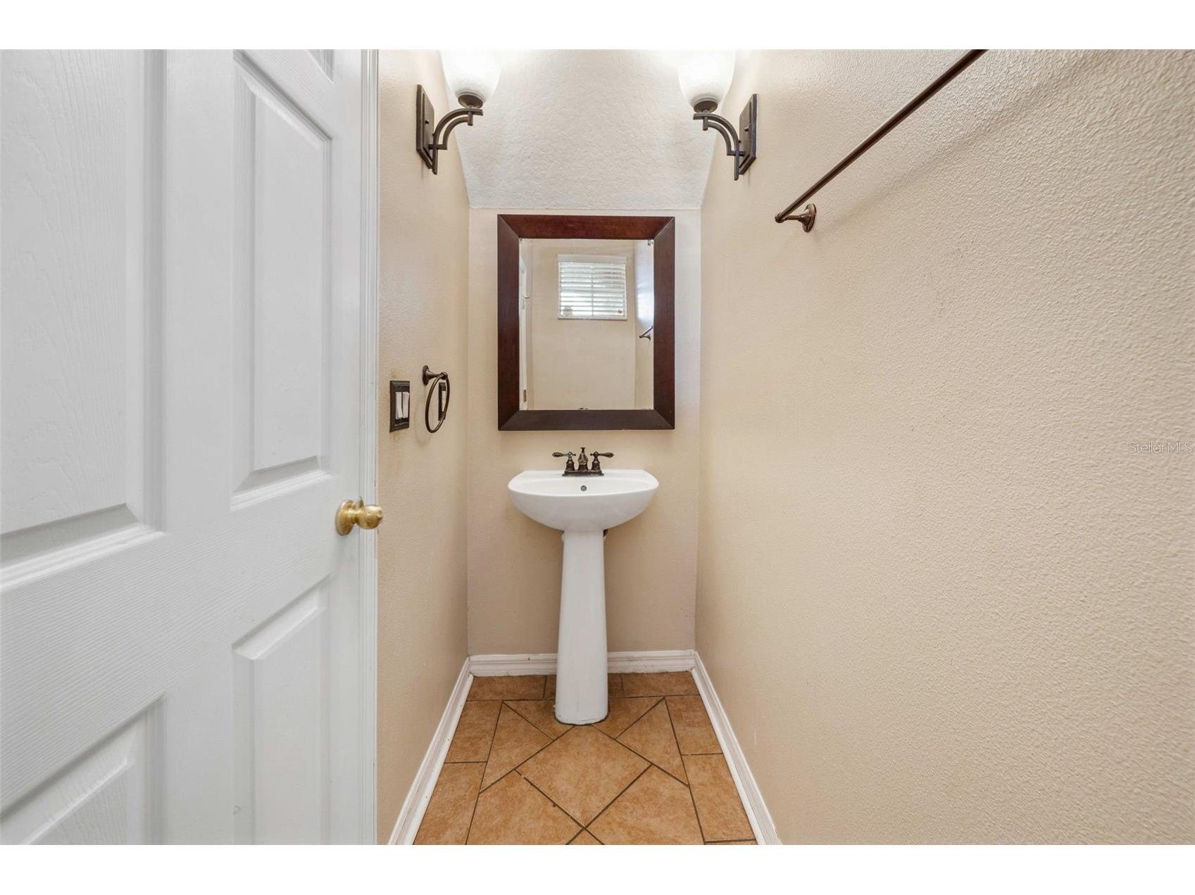 9434 Silver Buttonwood Street Orlando FL 32832 O6389736 image7