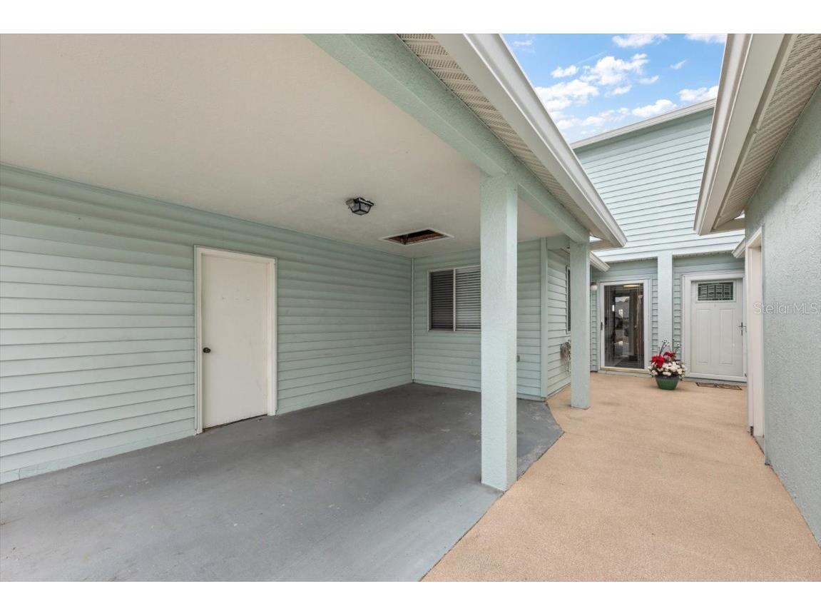 9434 Tara Cay Court #25 Seminole FL 33776 TB8460800 image25