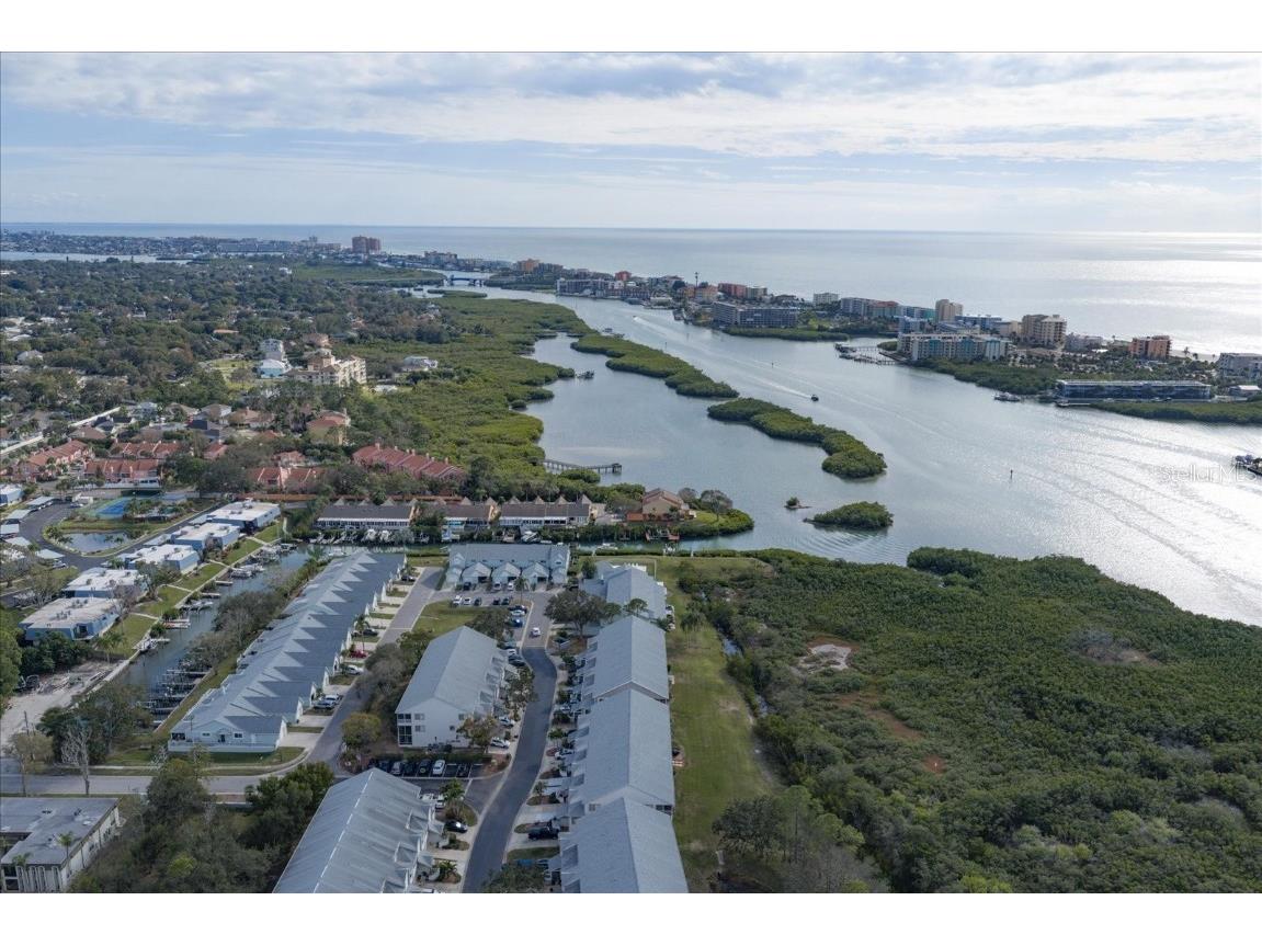 9434 Tara Cay Court #25 Seminole FL 33776 TB8460800 image37