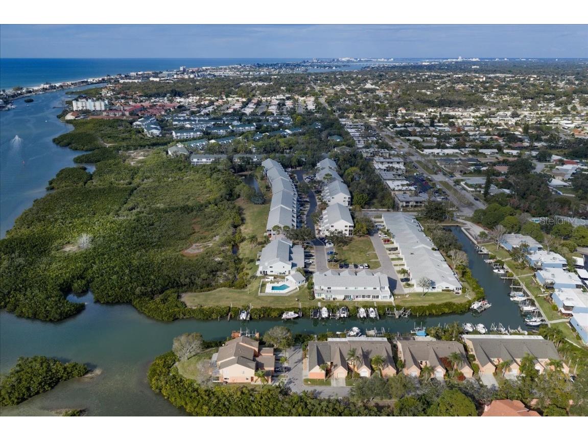 9434 Tara Cay Court #25 Seminole FL 33776 TB8460800 image38