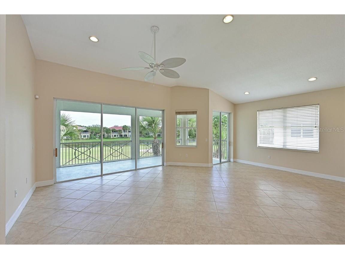 9435 Discovery Terrace #202D Bradenton FL 34212 - MANATEE RIVER IN SIGHT A4663277 image17