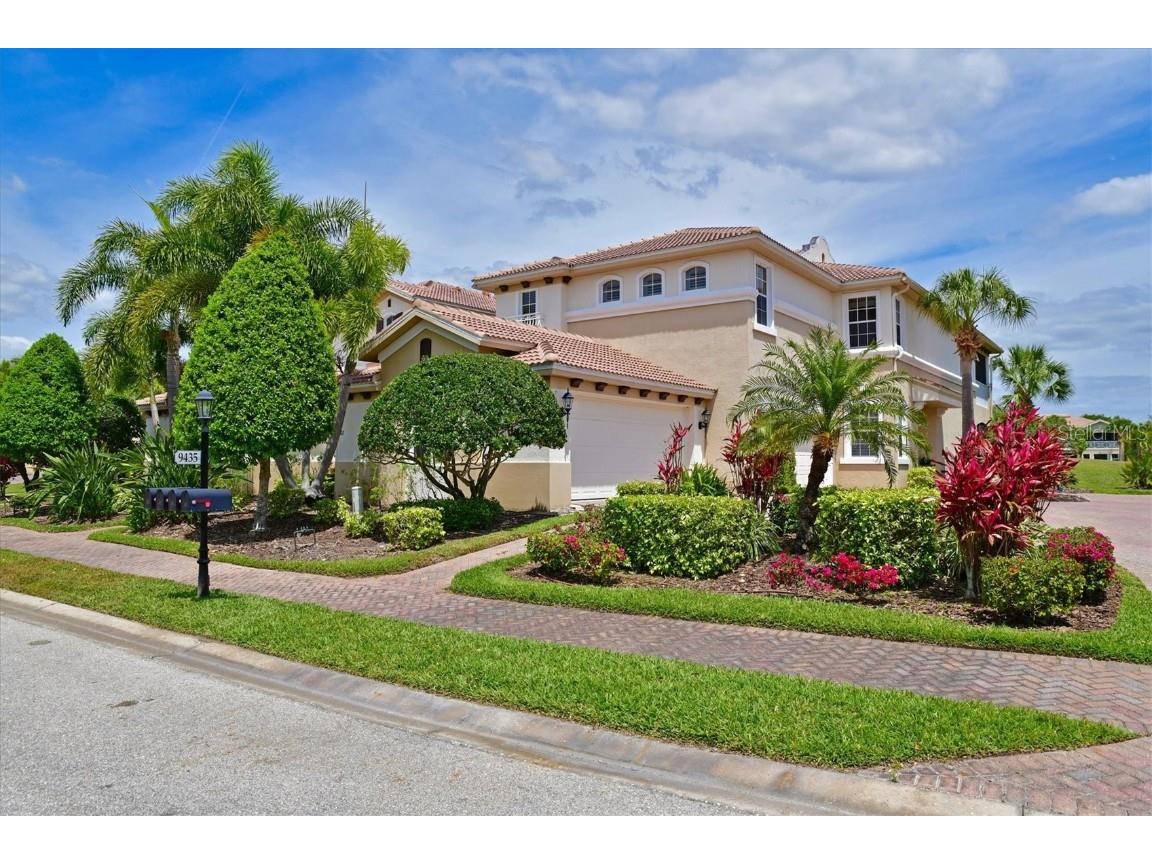 9435 Discovery Terrace #202D Bradenton FL 34212 - MANATEE RIVER IN SIGHT A4663277 image6