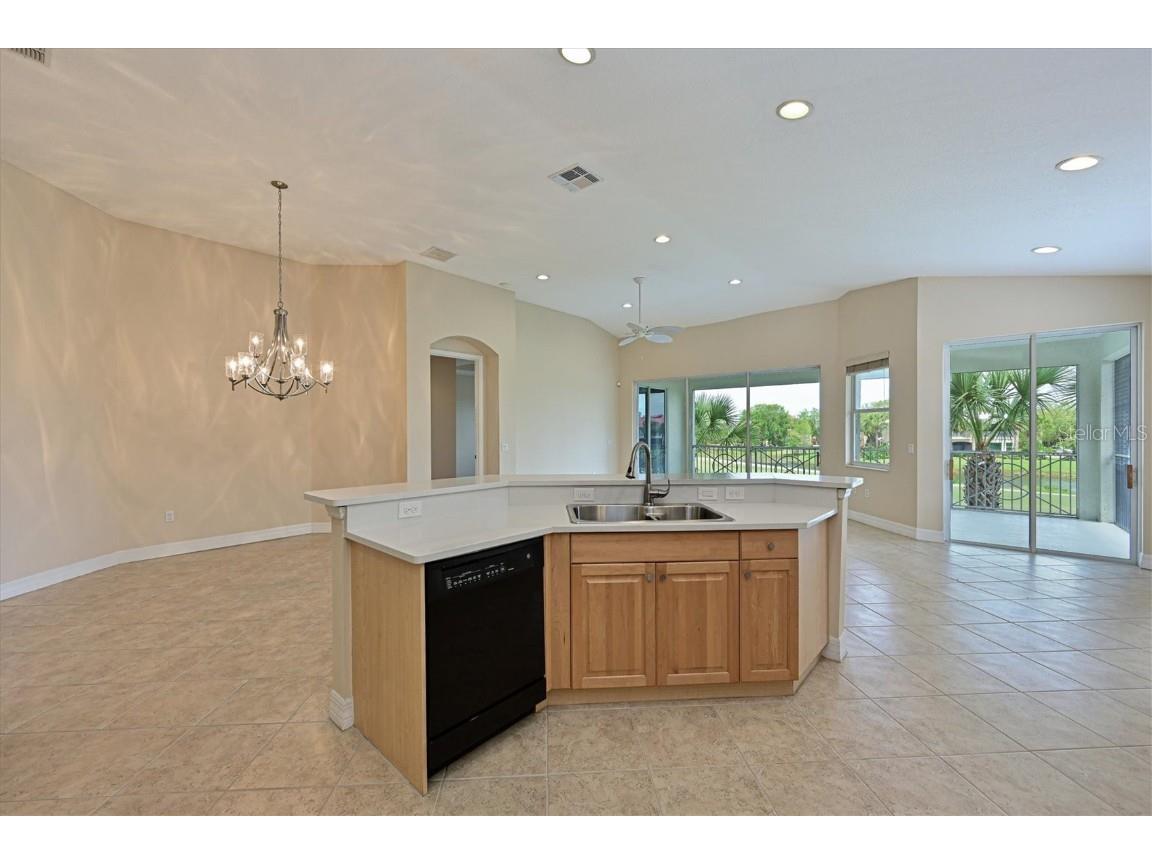 9435 Discovery Terrace #202D Bradenton FL 34212 - MANATEE RIVER IN SIGHT A4663277 image9