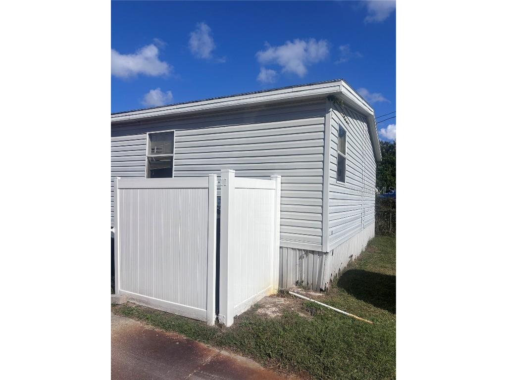 9435 Loras Street New Port Richey FL 34654 W7880649 image1