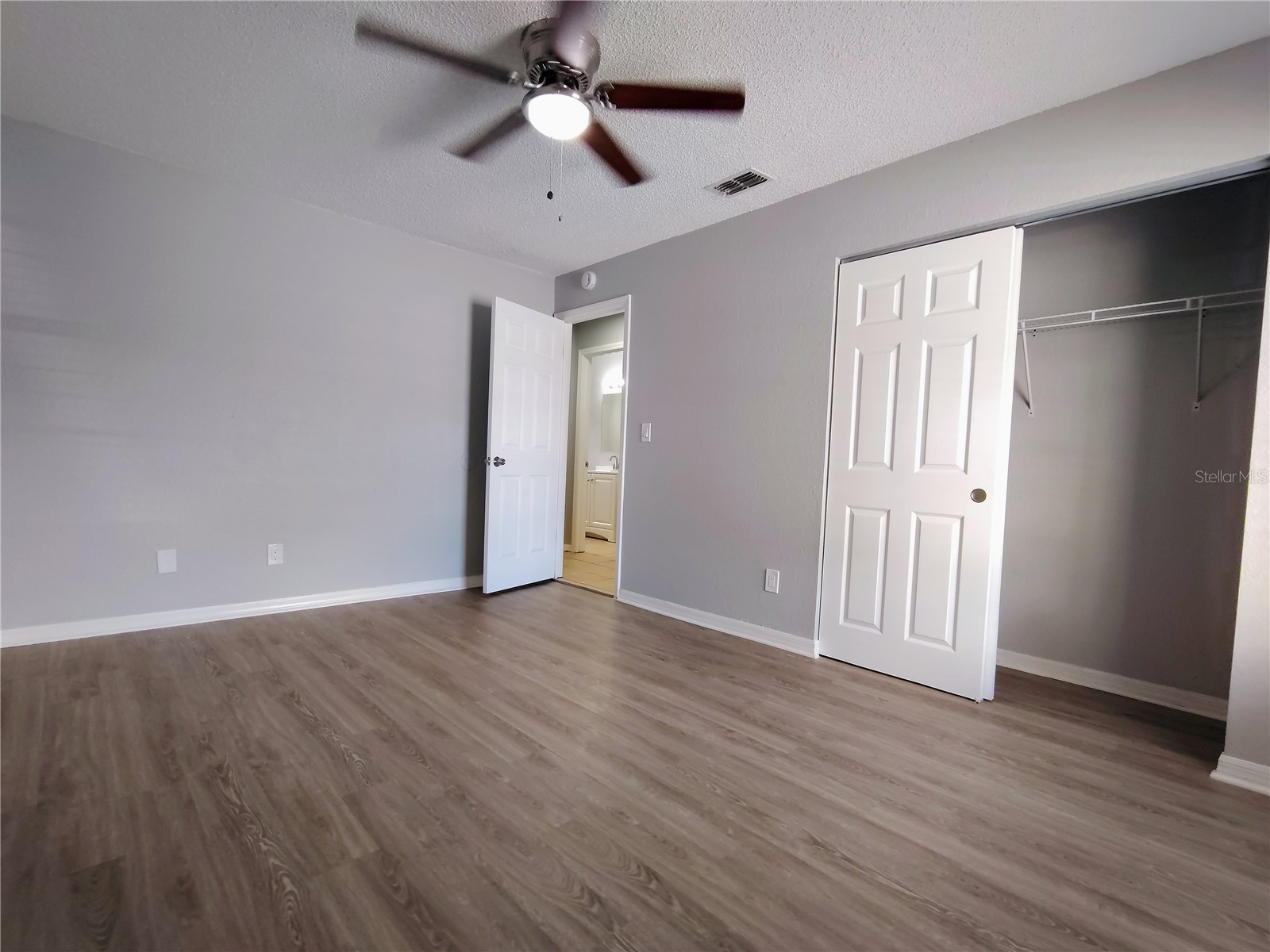 9435 Lynn Lane #B Seminole FL 33777 TB8498637 image10
