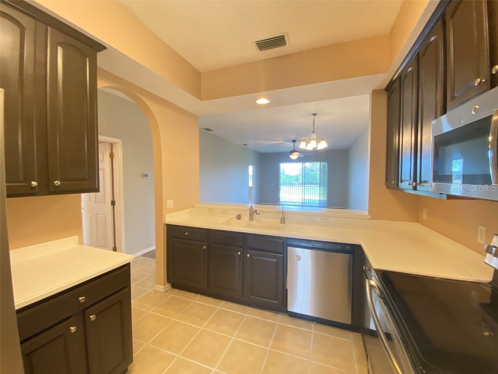 9435 Myrtle Creek Lane #312 Orlando FL 32832 O6355220 image10