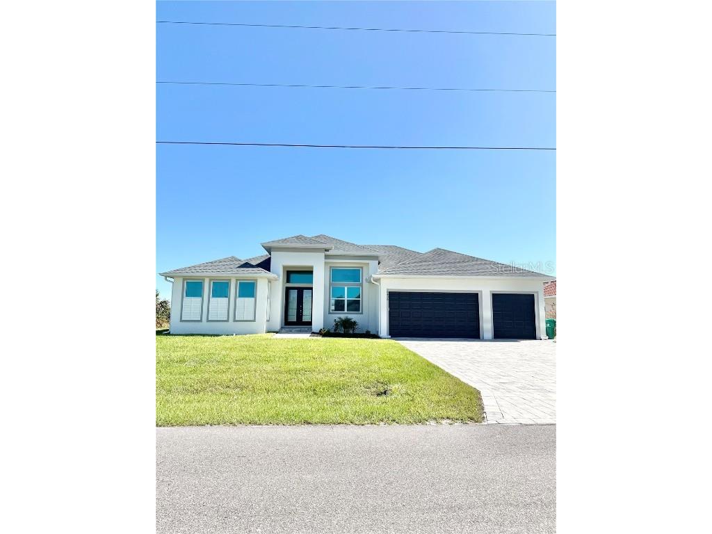 9436 Miami Circle Port Charlotte FL 33981 - GALAXIE WATERWAY D6136874 image1