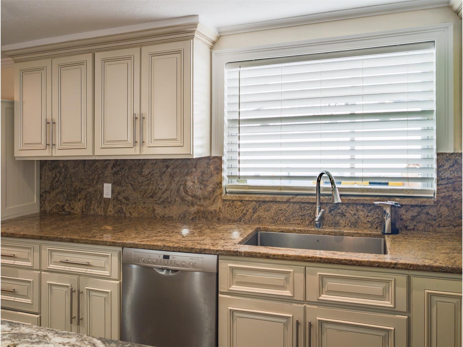 9436 Palm Avenue Port Richey FL 34668 TB8488144 image10