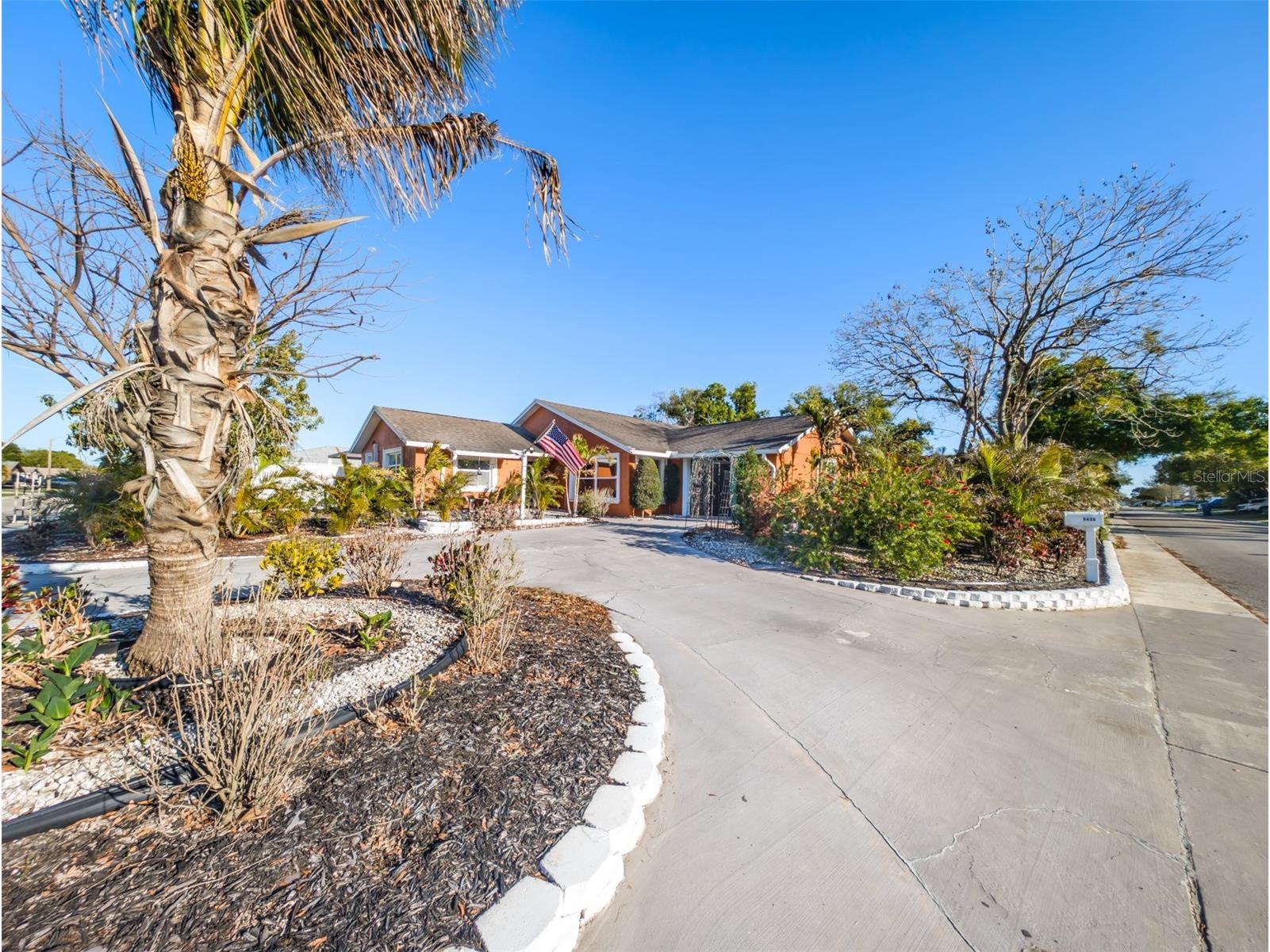 9436 Palm Avenue Port Richey FL 34668 TB8488144 image65