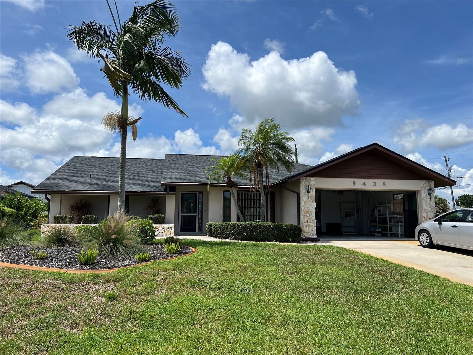 9438 Crugar Englewood FL 34224 A4697372 image2