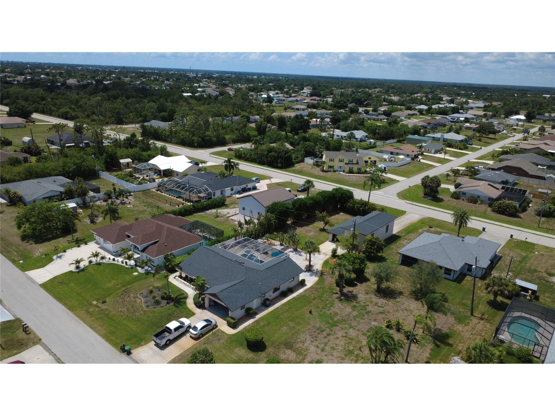 9438 Crugar Englewood FL 34224 A4697372 image28
