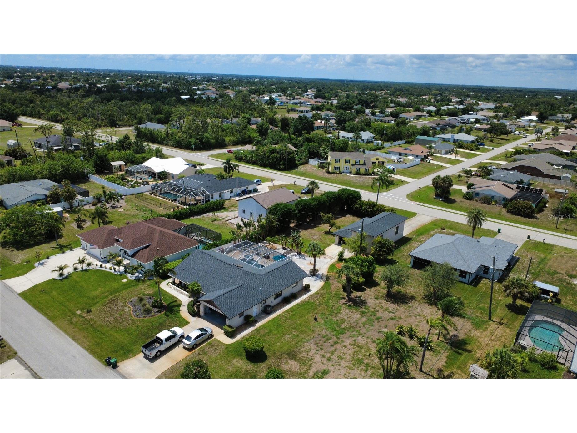 9438 Crugar Englewood FL 34224 A4697372 image30