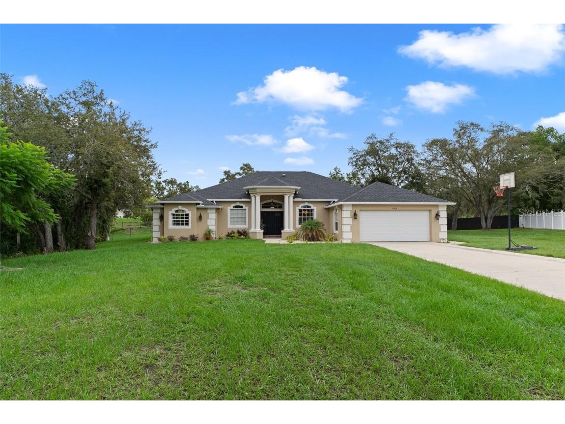 9438 Lorendale Circle Spring Hill FL 34608 W7877119 image1