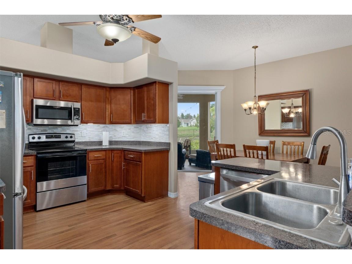 9438 Lorendale Circle Spring Hill FL 34608 W7877119 image12