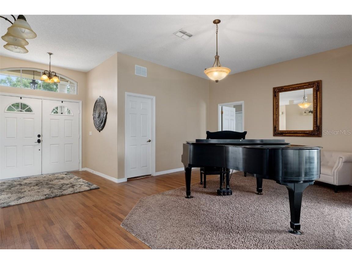 9438 Lorendale Circle Spring Hill FL 34608 W7877119 image7