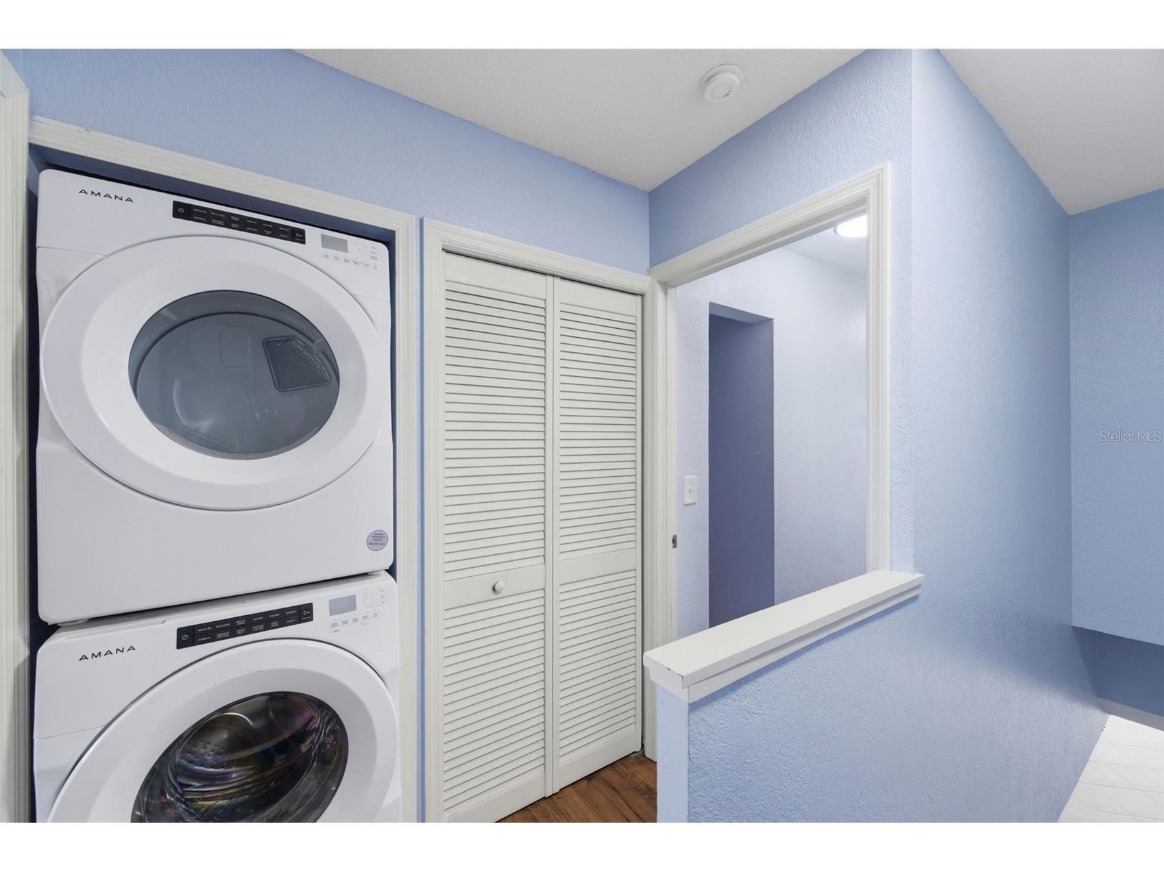 9438 Tara Cay Court #27 Seminole FL 33776 TB8497940 image18