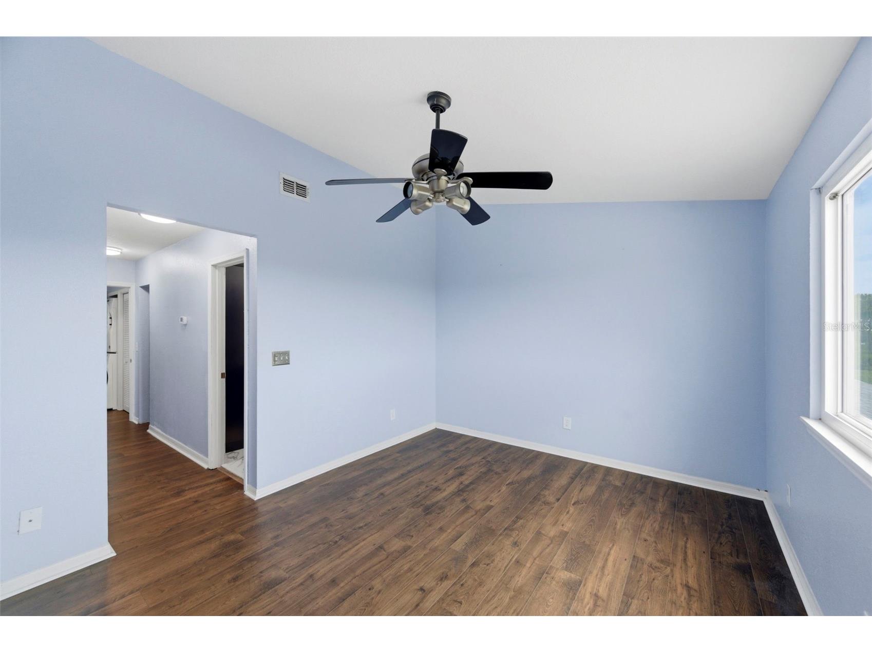 9438 Tara Cay Court #27 Seminole FL 33776 TB8497940 image23