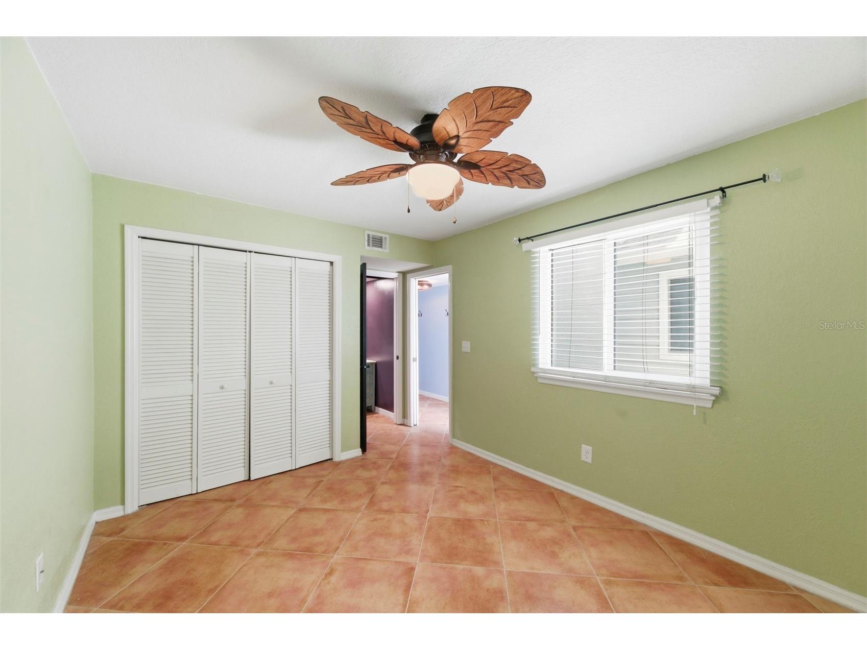9438 Tara Cay Court #27 Seminole FL 33776 TB8497940 image32