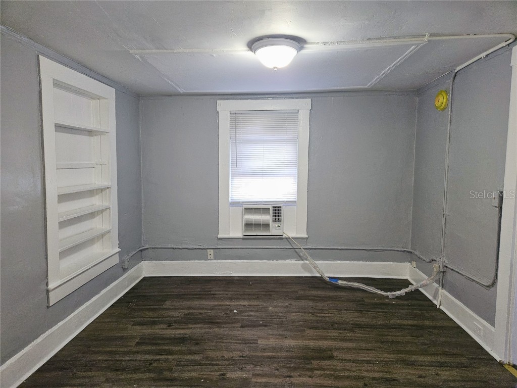 944 1/2 15th Avenue S #2 Saint Petersburg FL 33705 TB8413621 image6