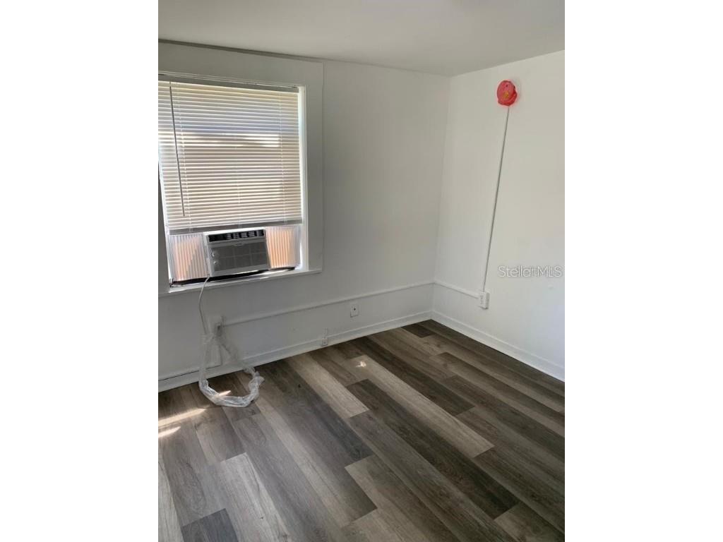 944 15th Avenue S Saint Petersburg FL 33705 TB8367634 image13