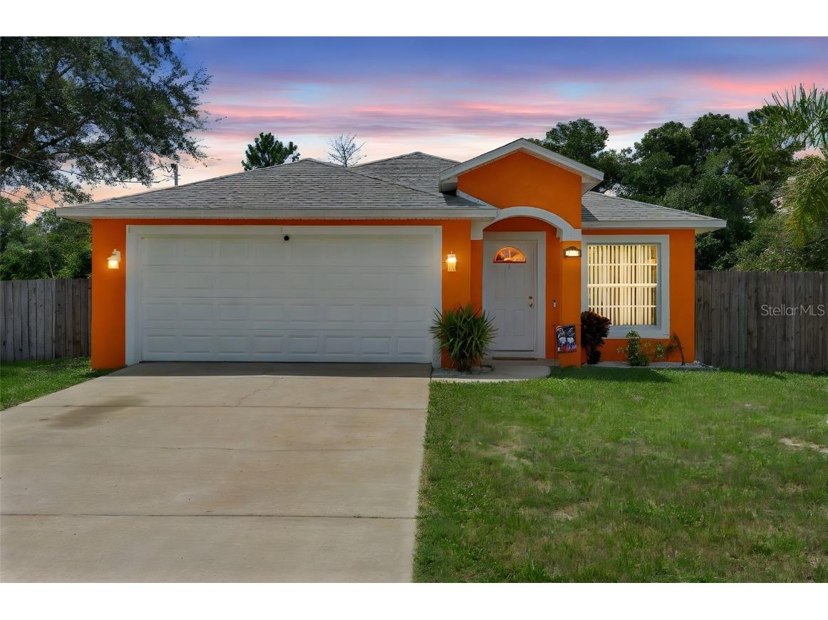 944 9th Avenue Deland FL 32724 V4944421 image1