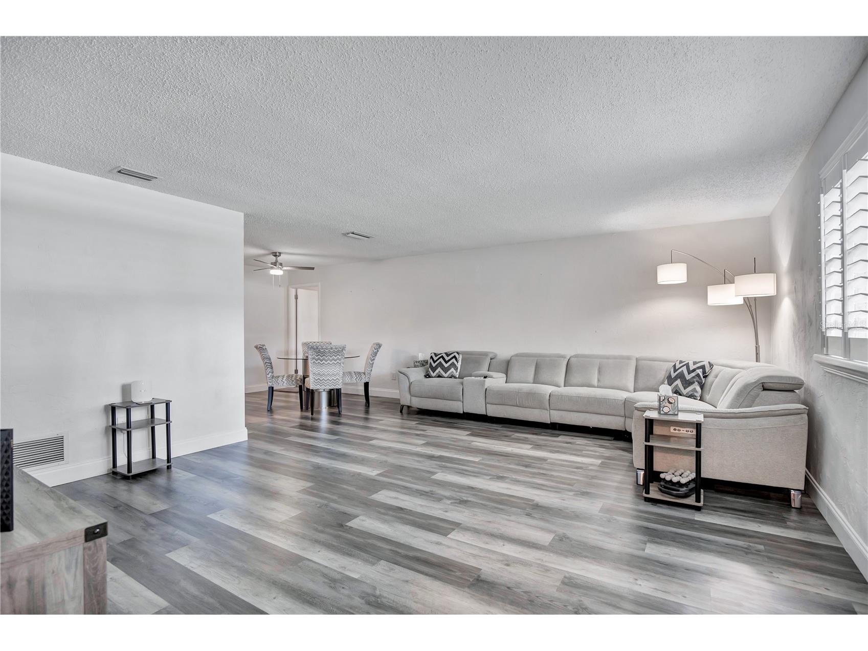 944 Bentwood Lane Port Orange FL 32127 V4950369 image10