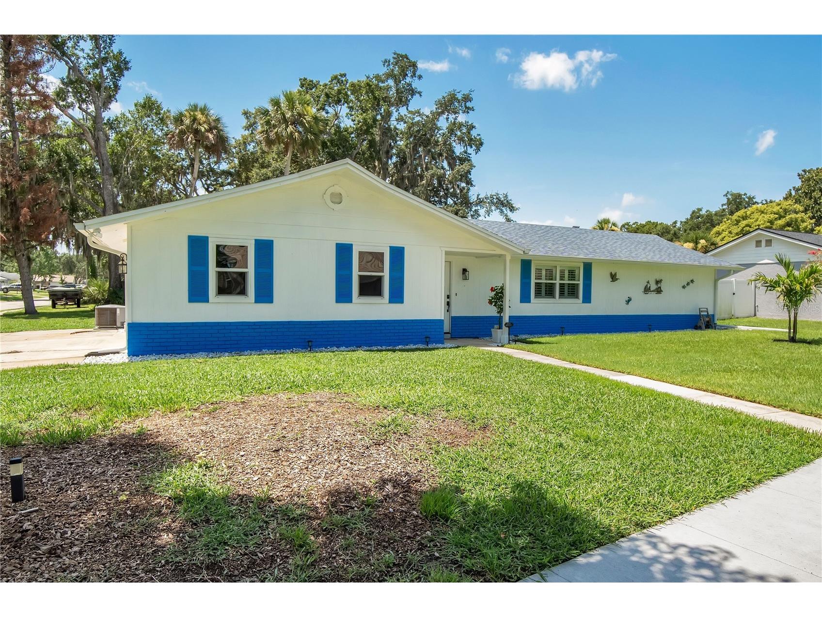 944 Bentwood Lane Port Orange FL 32127 V4950369 image3