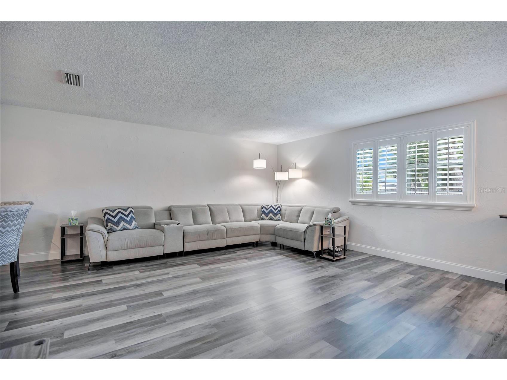 944 Bentwood Lane Port Orange FL 32127 V4950369 image9