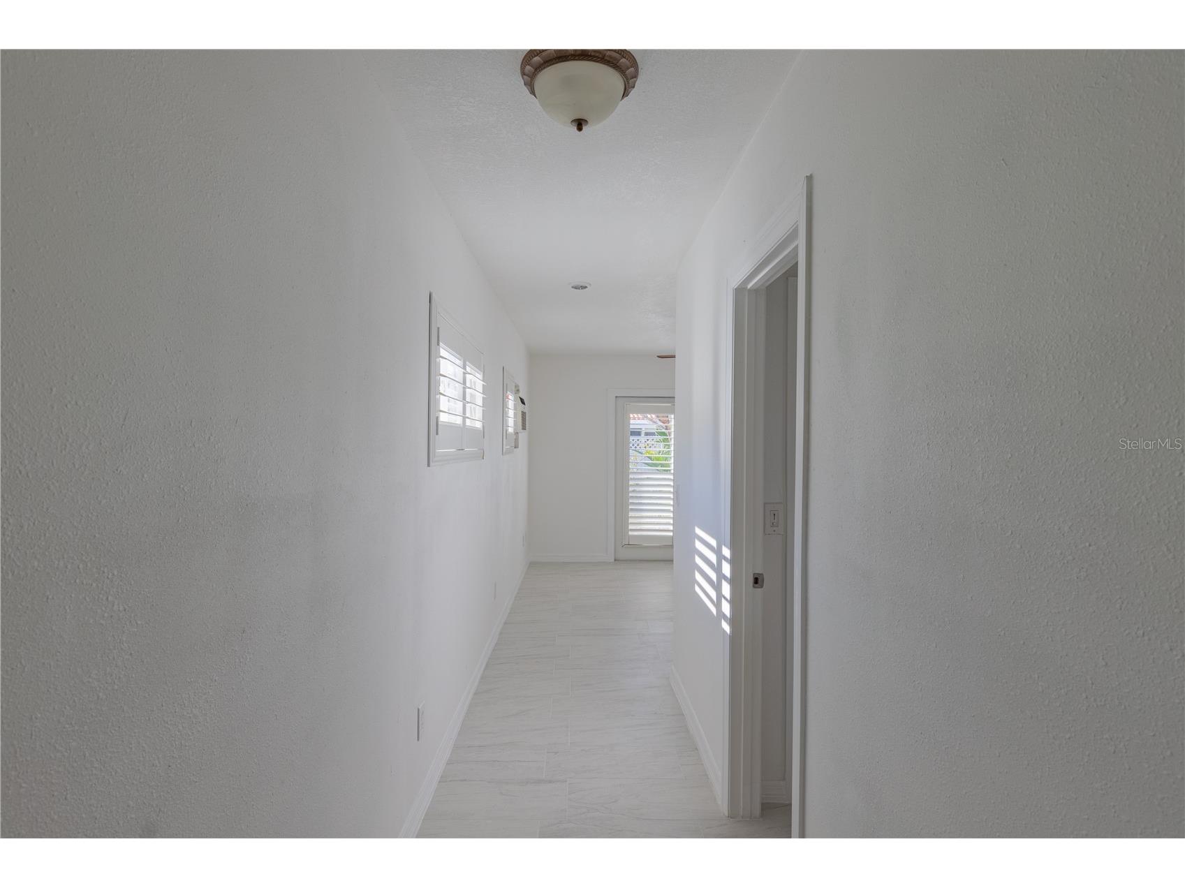 944 Bruce Avenue Clearwater Beach FL 33767 TB8465912 image17